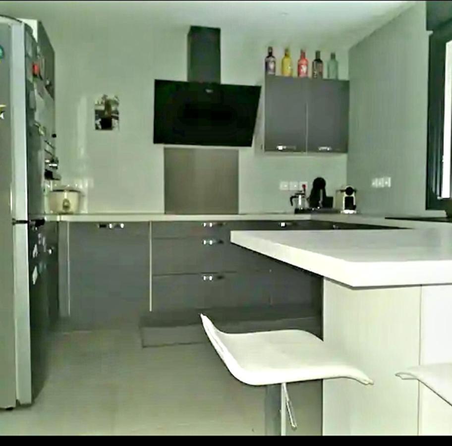 Chambre Privee Dans Maison Le Tampon Eksteriør billede